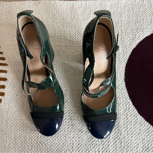Tory Burch Amble Criss across Pump size 9 - Picture 2 of 11